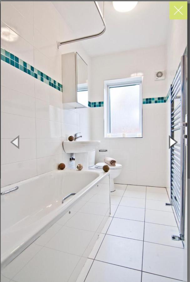 Budget Double Room Close To Leeds University And City Centre Bagian luar foto