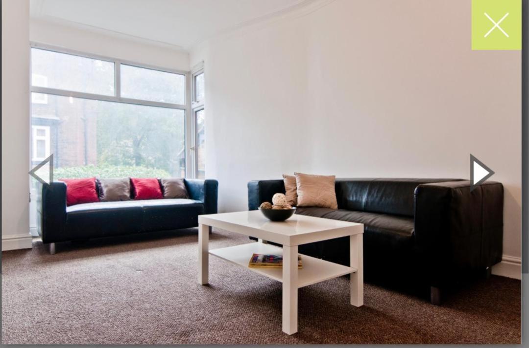 Budget Double Room Close To Leeds University And City Centre Bagian luar foto